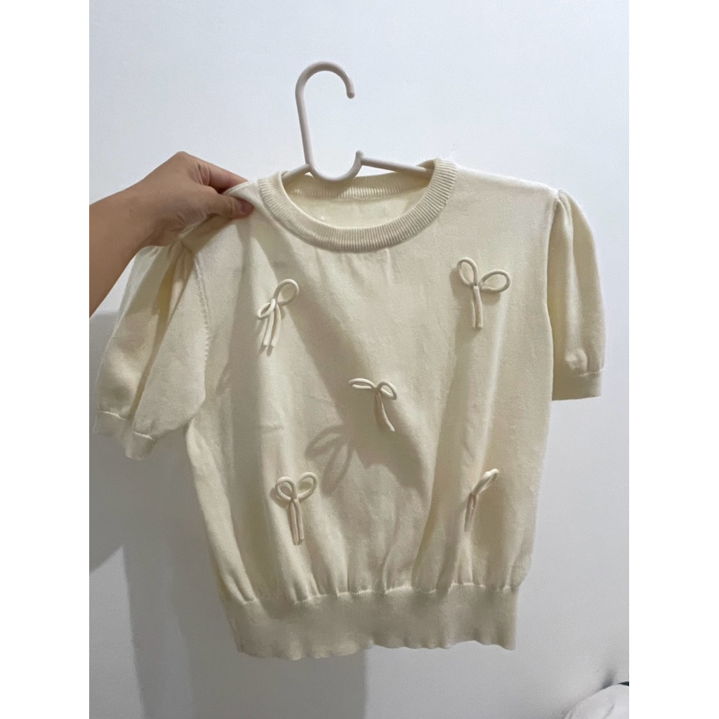 Atasan cewe pita-pita (preloved)