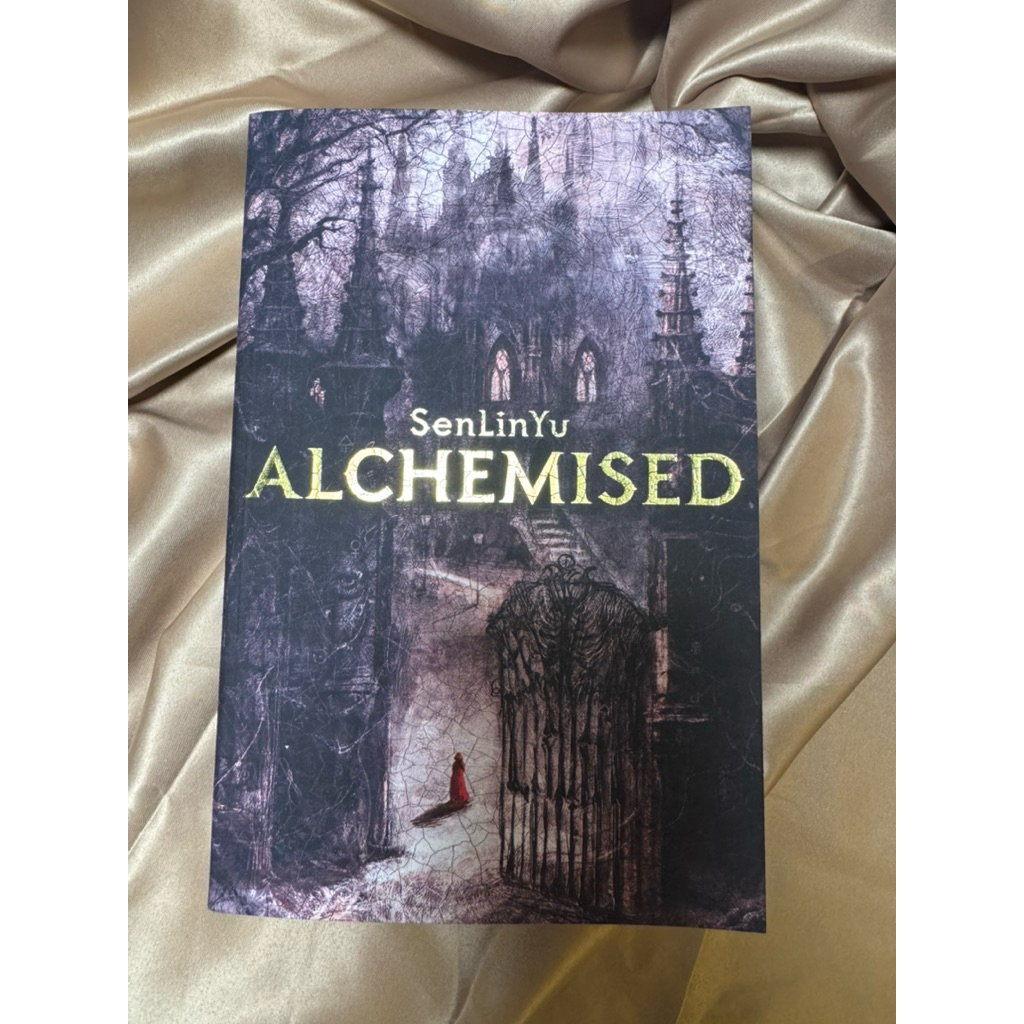 [Preloved] Alchemised UK PB by SenLinYu - 9780241714348
