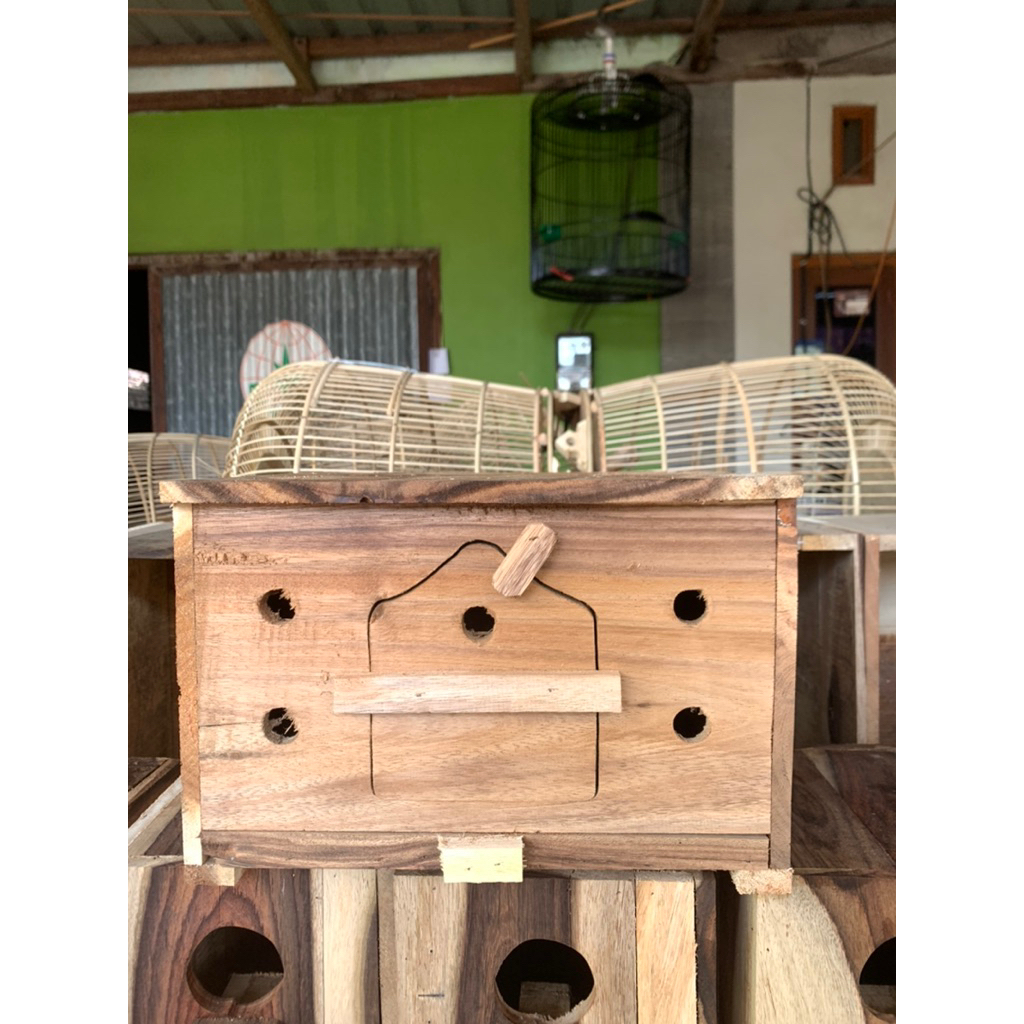 PAGUPON MERPATI SLOROK KECIL BAHAN KAYU TRBESI