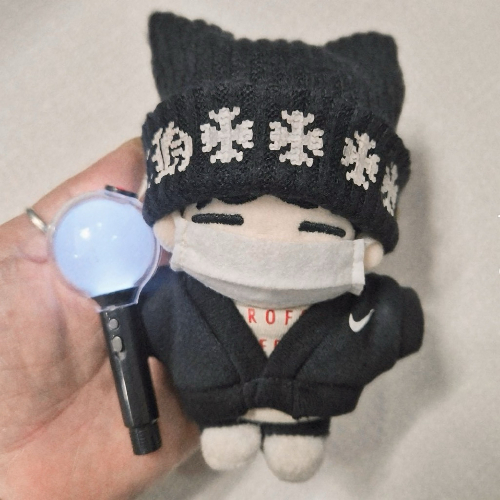 (READY) BTS SUGA OUTFIT DOLL 10cm