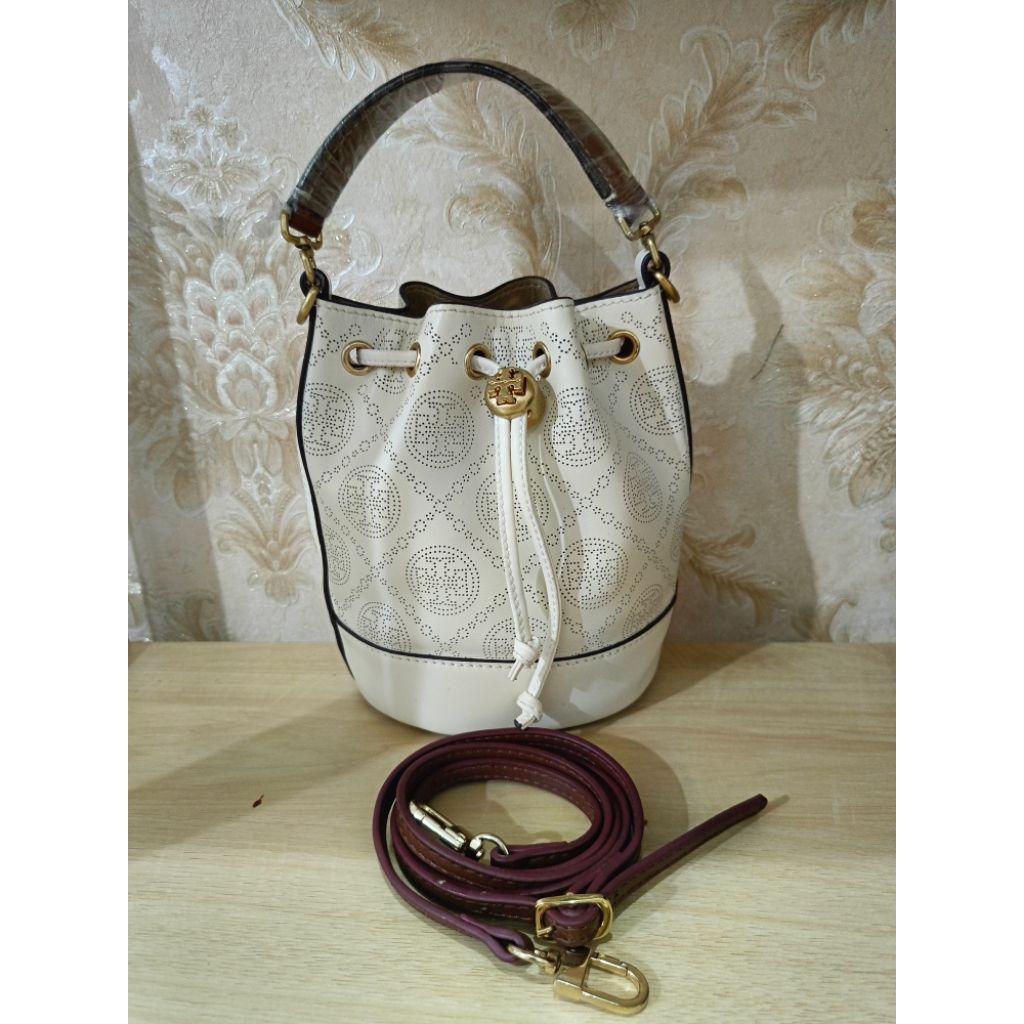Preloved TB Monogram Bucket White