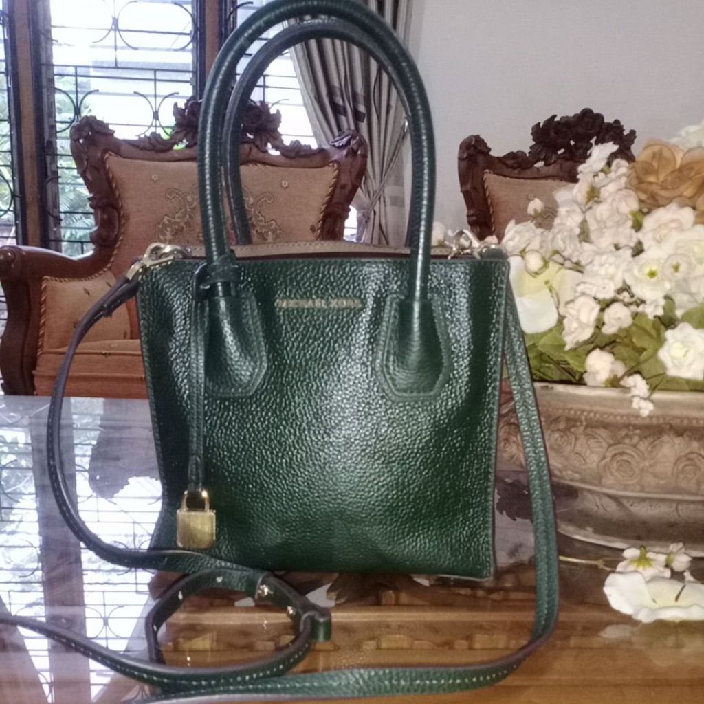 Sling MK Mercer hijau botol