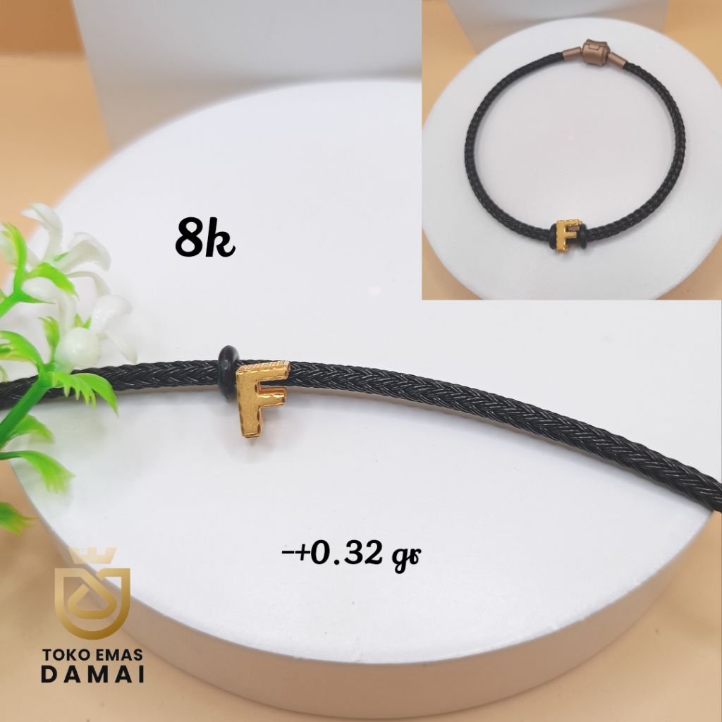 Liontin Charm Huruf F - Emas 8k - Toko Emas Damai Plered