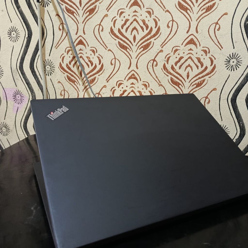 Lenovo Thinkpad  X390 core i5 gen 8