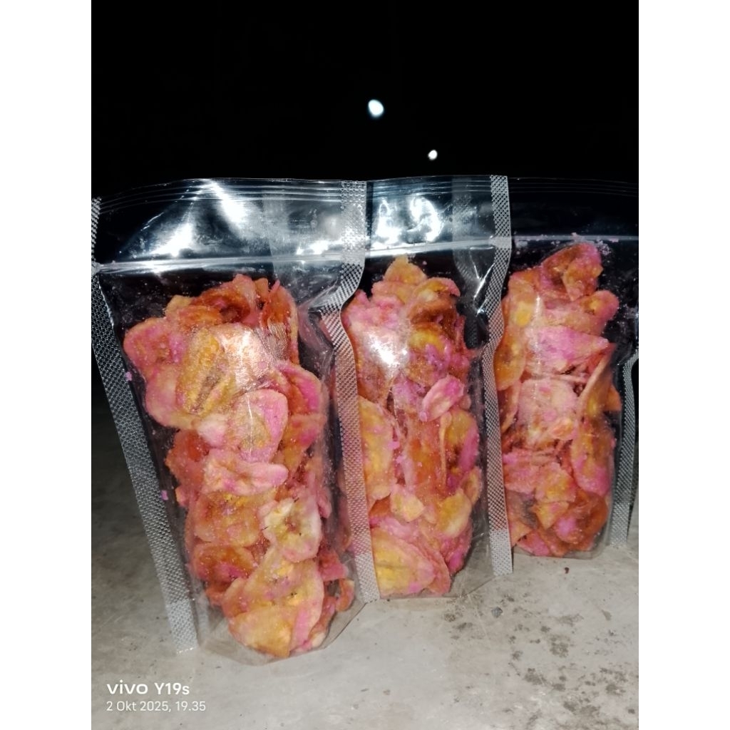 kripik pisang lumer / rasa strawberry
