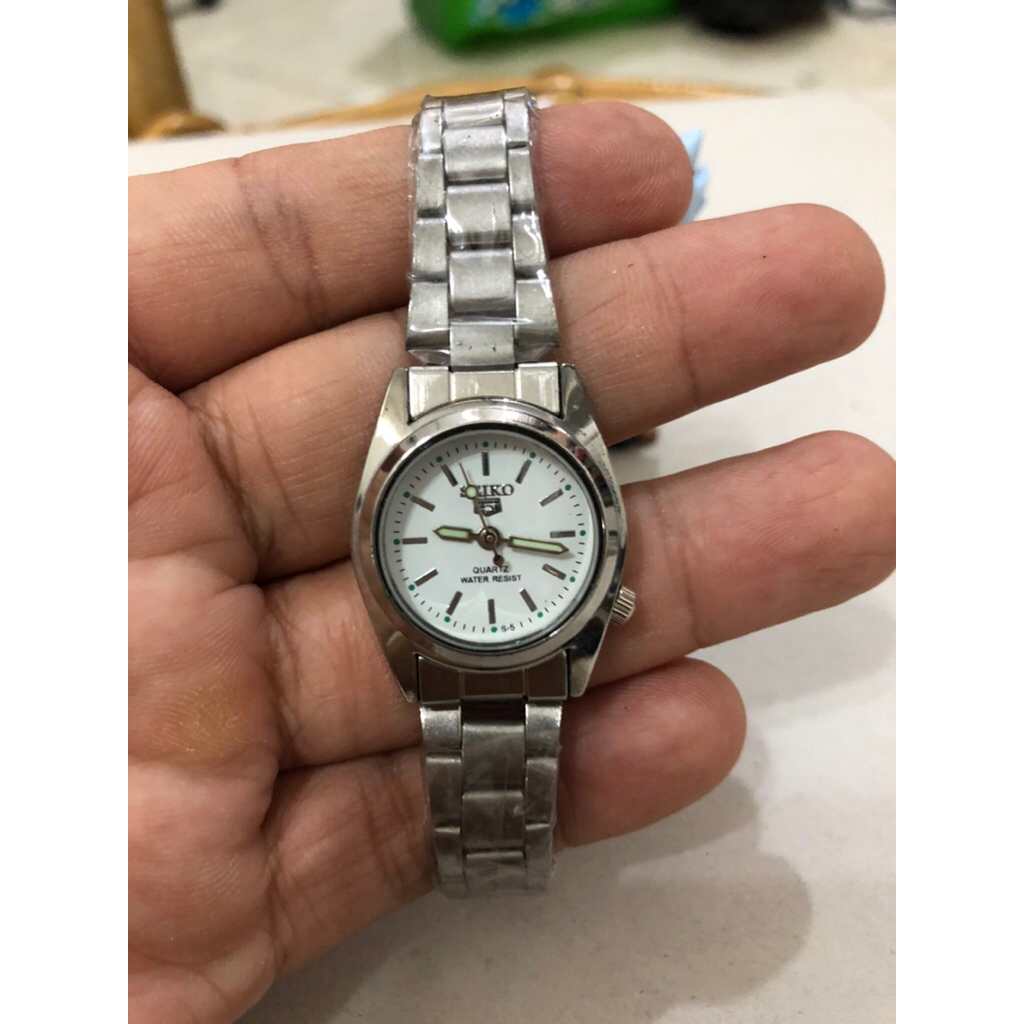 jam tangan wanita quartz vintage silver anti air seiko 5