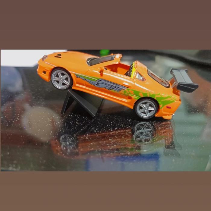 Tomica Supra paketan izanagi