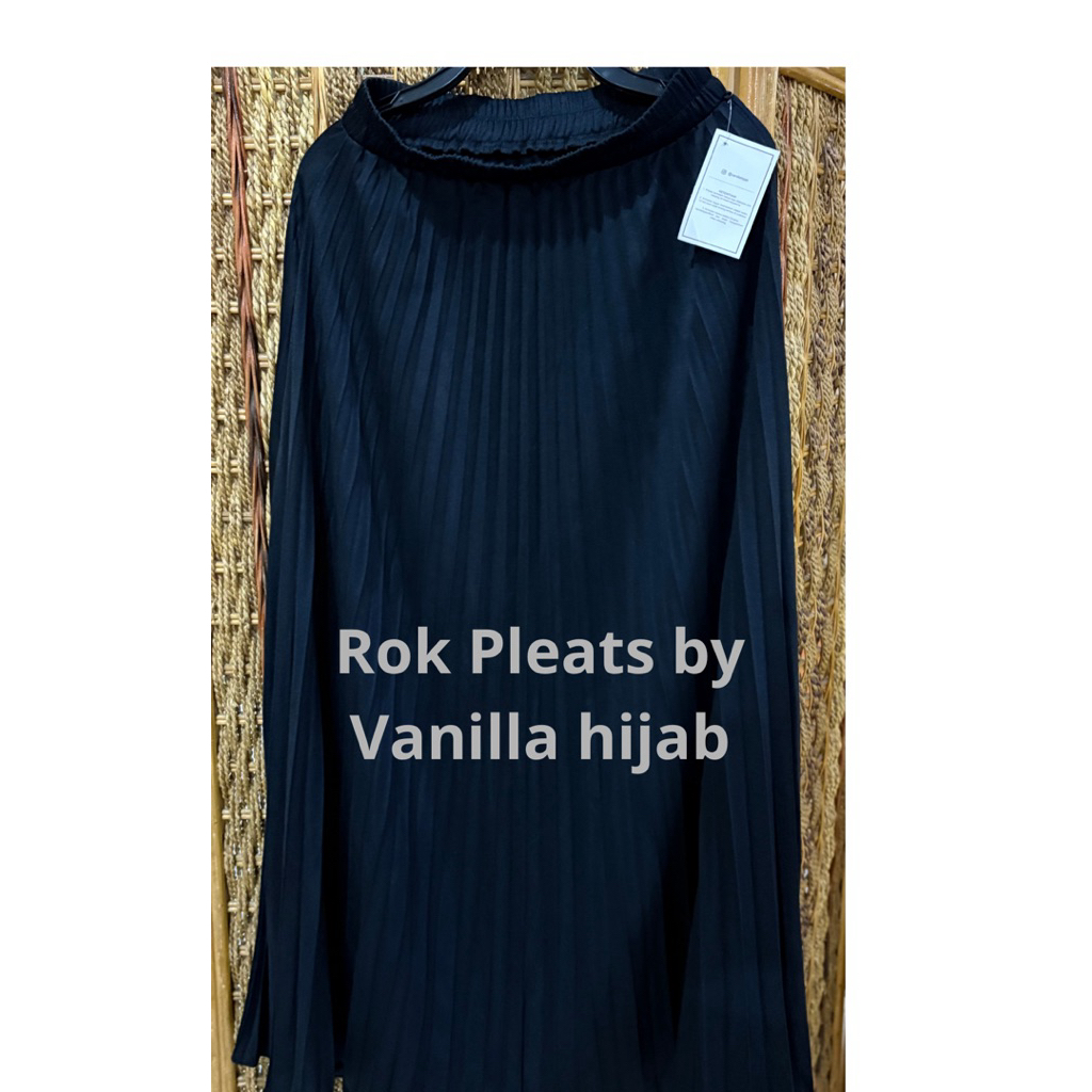 Rok Pleats by Vanilla Hijab