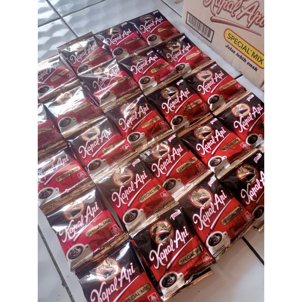 Kopi kapal api 1 renteng isi 10 SACHET