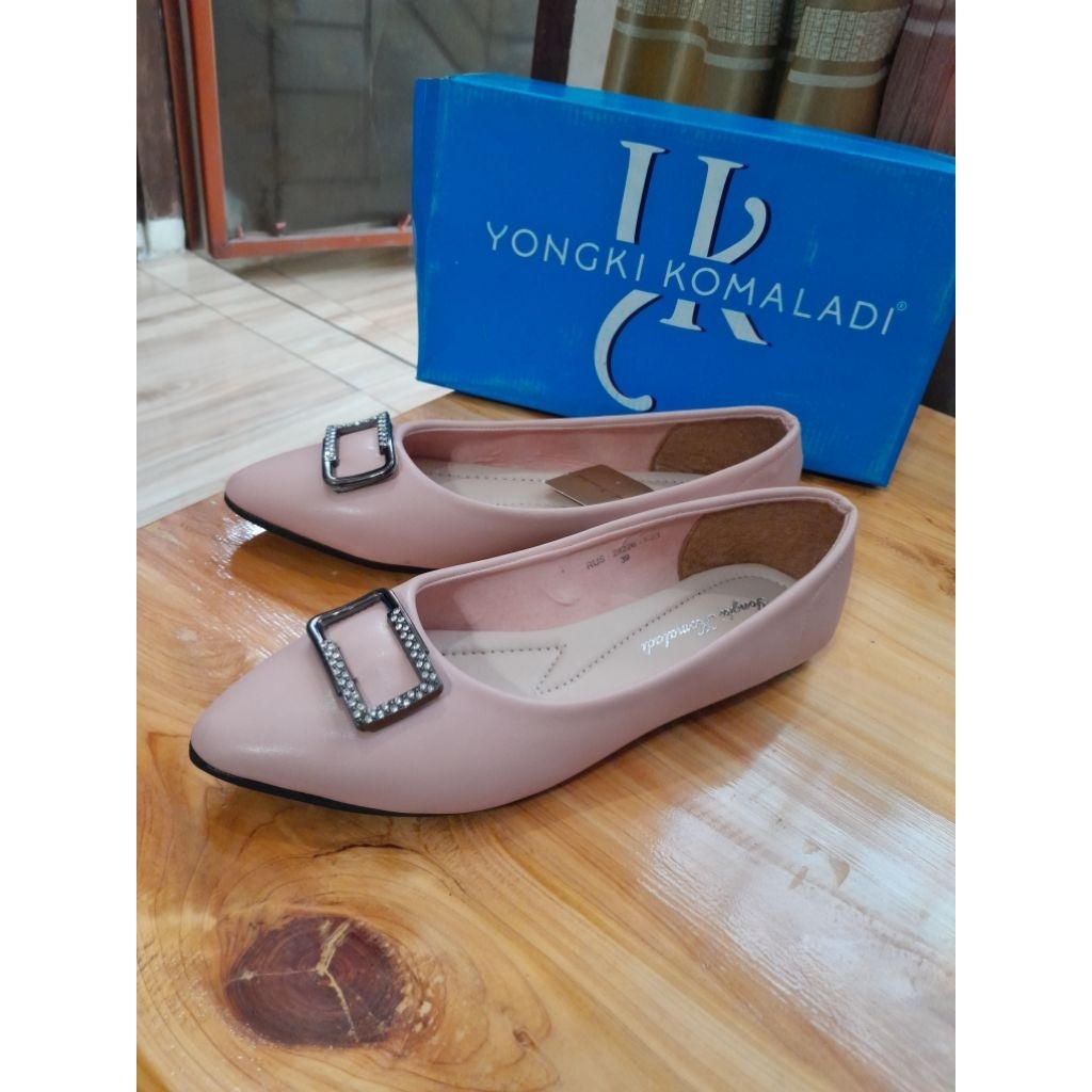 Flat Shoes wanita yongki komaladi original