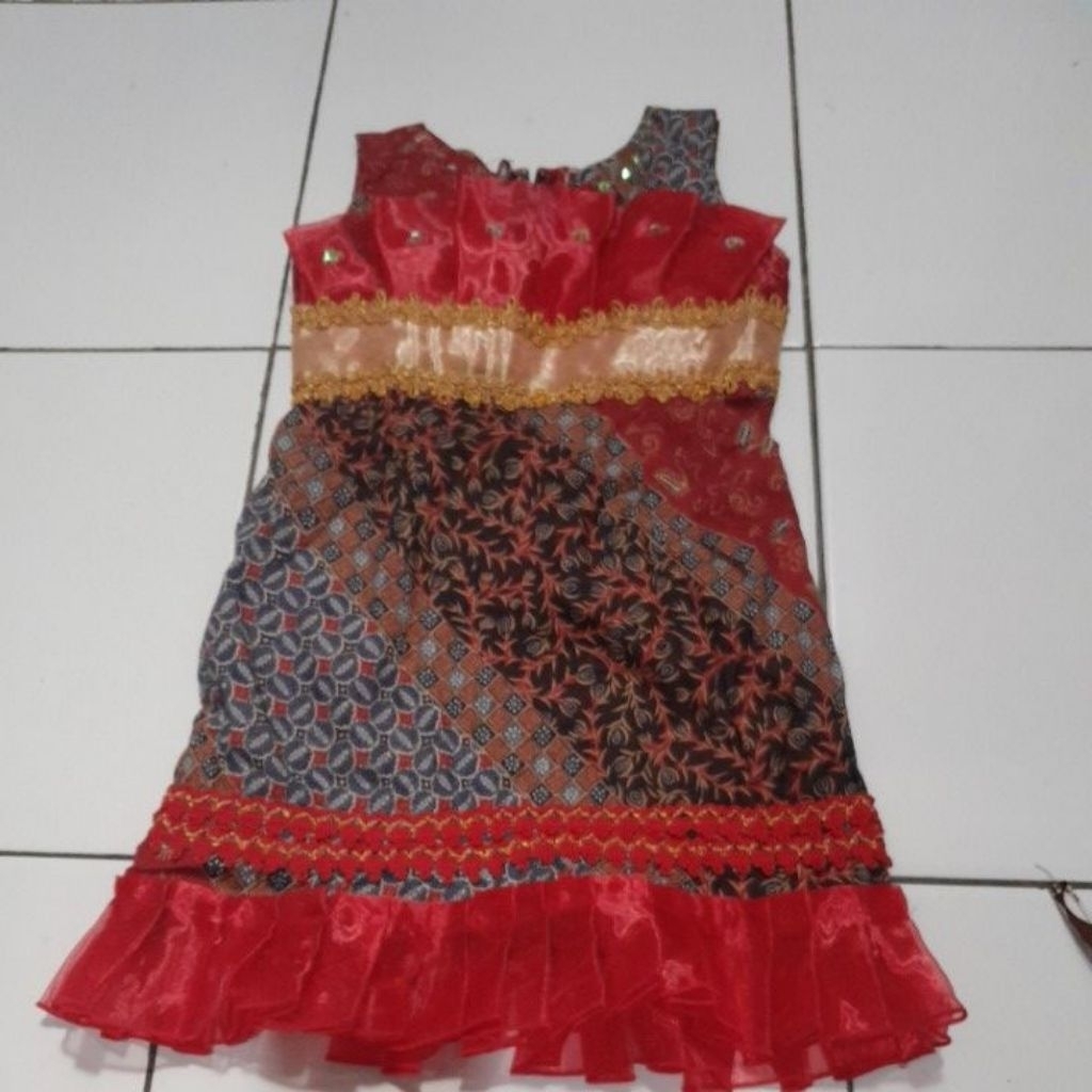 batik anak fashion show