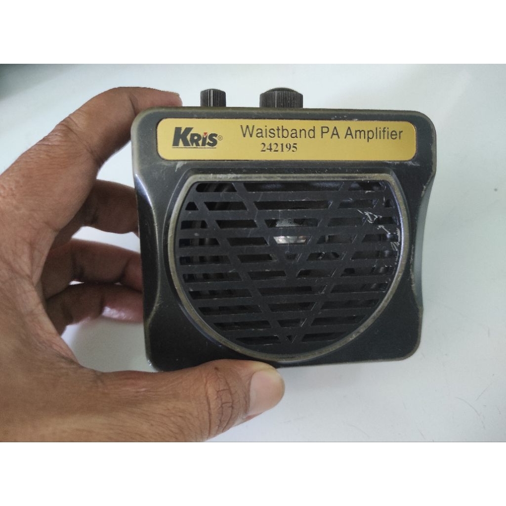 Ampli mini kondisi rusak untuk bahan experimen