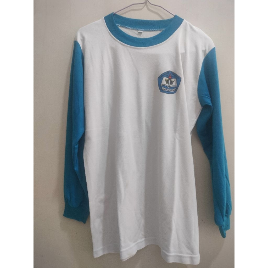 Baju seragam olga sekolah preloved