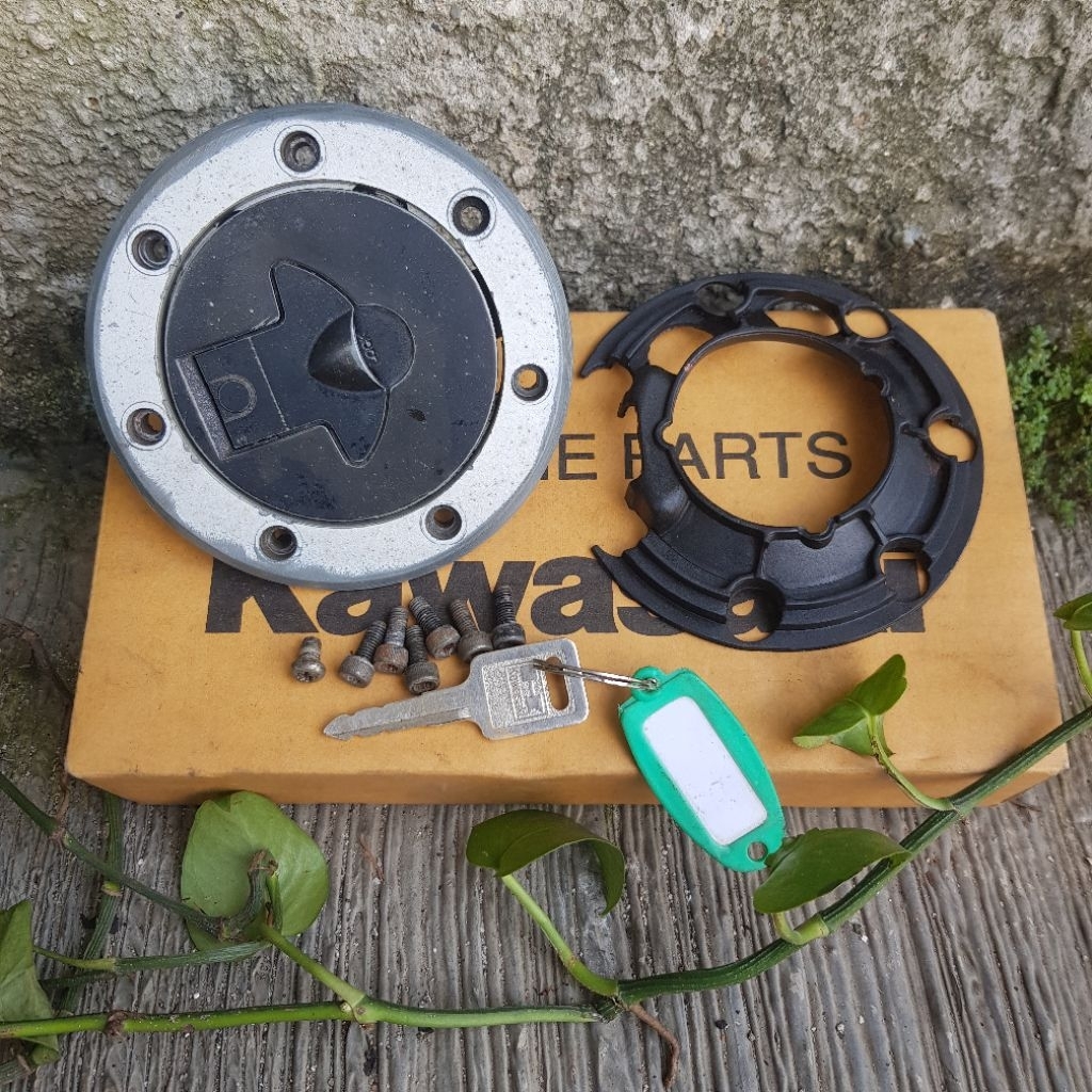 tutup tangki ninja rr r original copotan