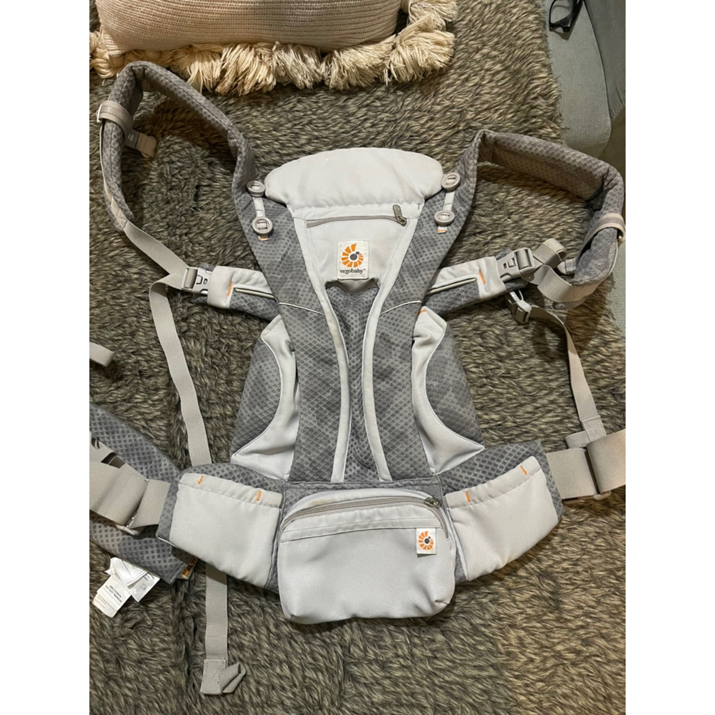 ergobaby omni breeze preloved