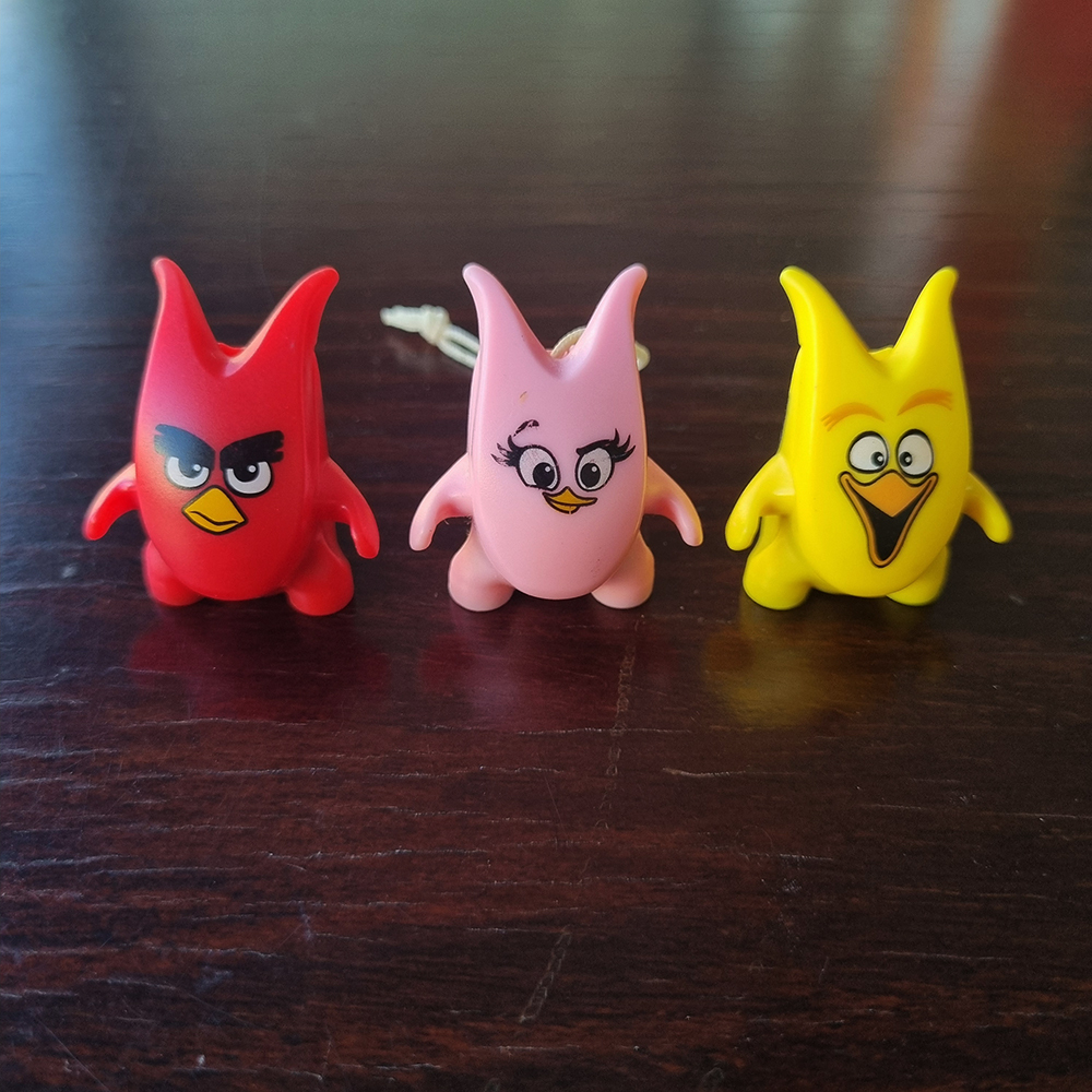 PRELOVED MAINAN ANAK 3 GANTUNGAN KECIL ANGRY BIRDS RED, STELLA DAN CHUCK