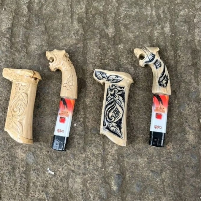 korek api karakter singa korek klasik dengan sarung gorek  korek anti maling bensin