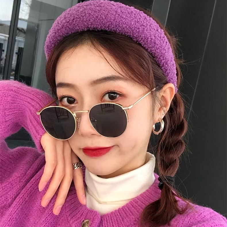 Kacamata Oval Kekinian Korea Vintage Suglasses Pria / Wanita