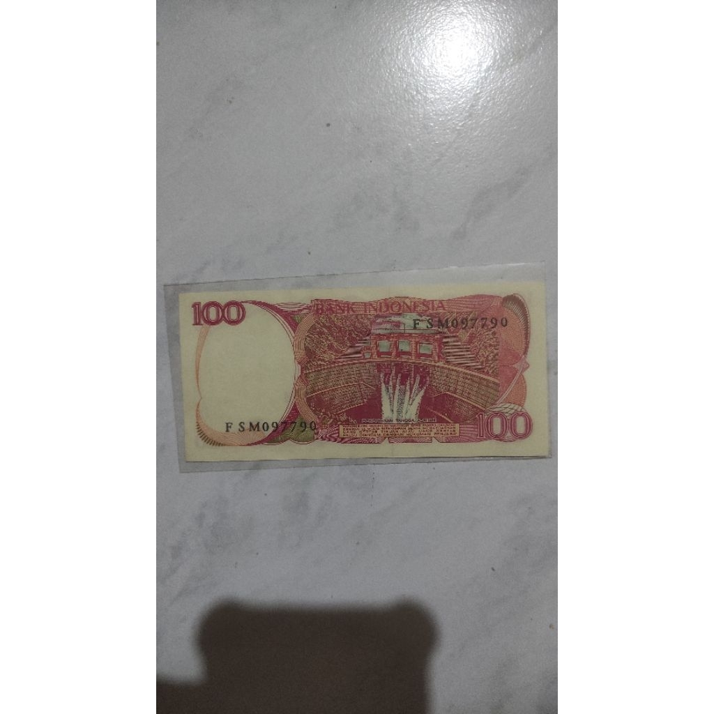 Uang Kuno 100 rupiah  Indonesia tahun 1984