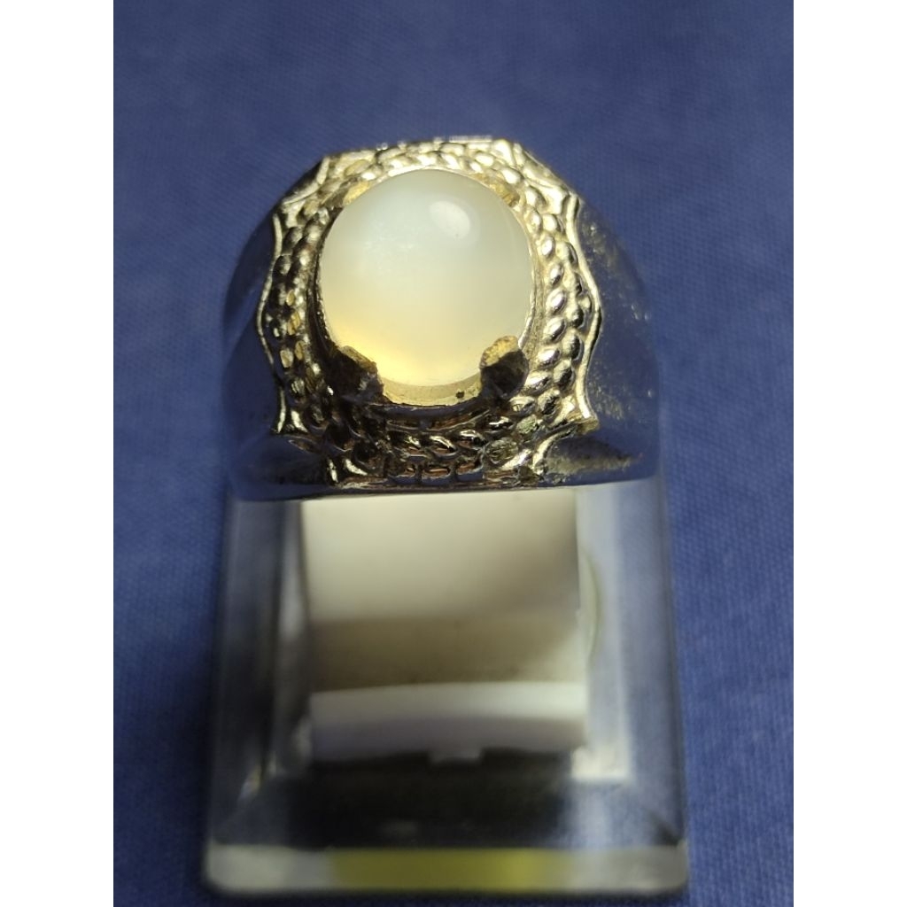 Natural Moonstone / Batu Biduri Bulan