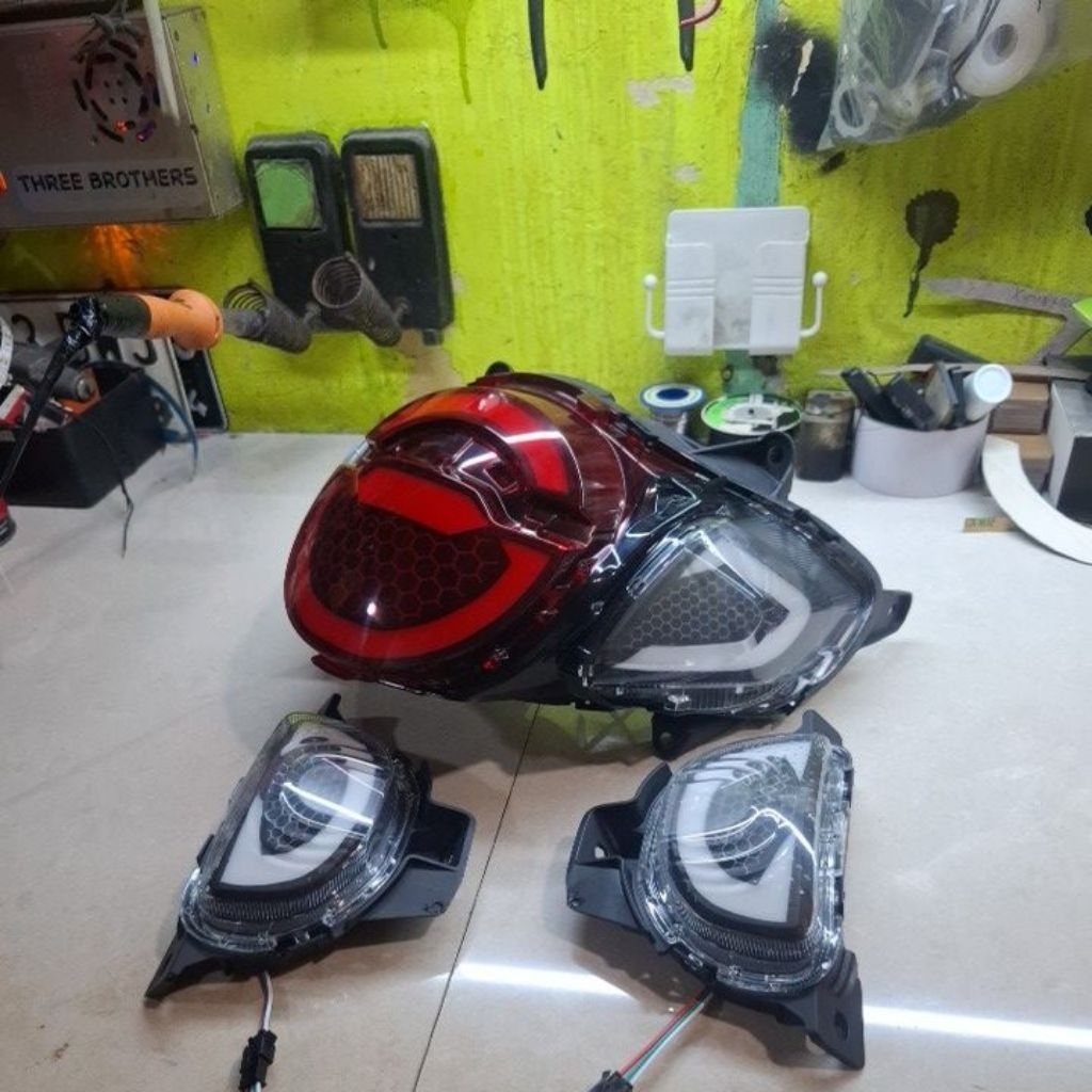 sen dan stoplamp scoopy 2025 custom