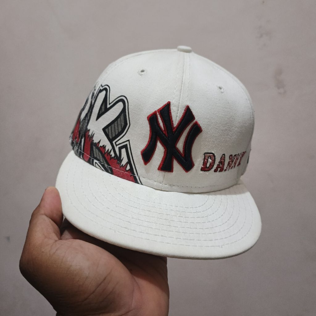 TOPi SNAPBACK NEW ERA