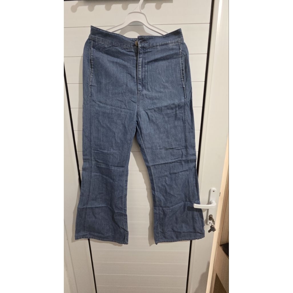 preloved flared jeans uniqlo hana tajima seize 26