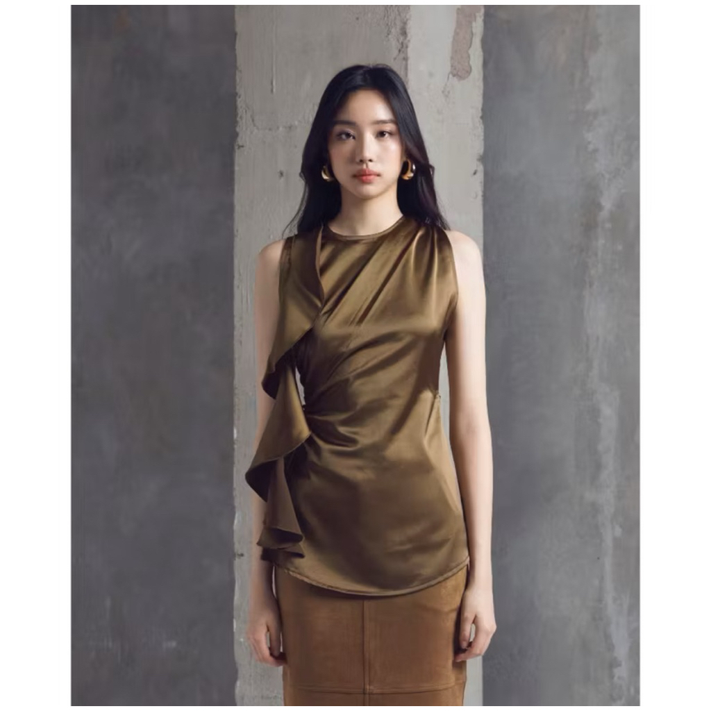 PRELOVED ANAIN CAVALLA TOP