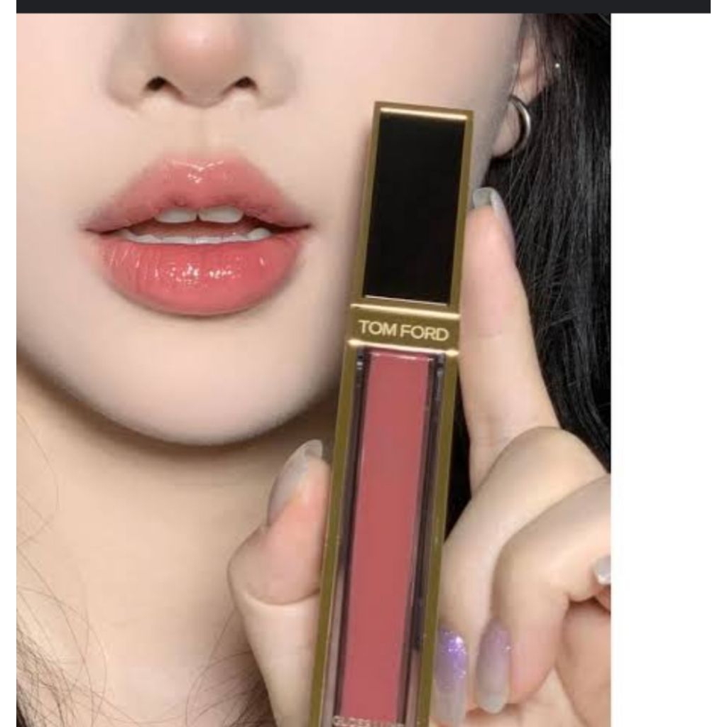 TOM FORD GLOSS LUXE BRILLIANT LIPSTICK