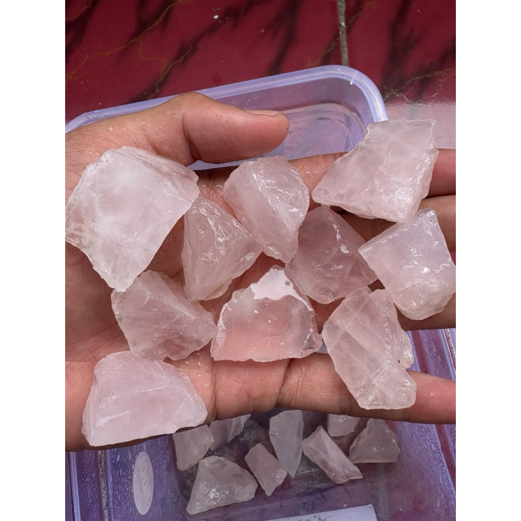 Batu natural pink quartz / batu akik pink quartz
