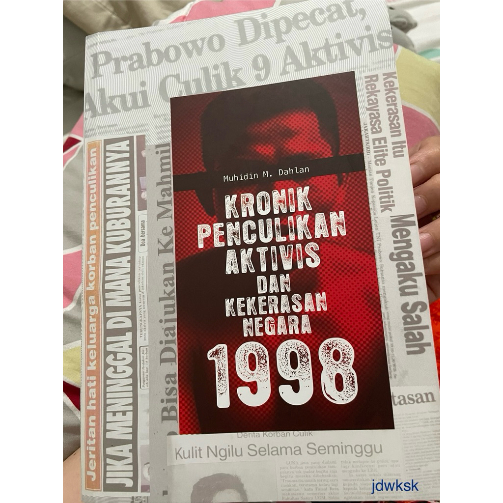 Buku Kronik Penculikan Aktivis dan Kekerasan Negara Tahun 1998