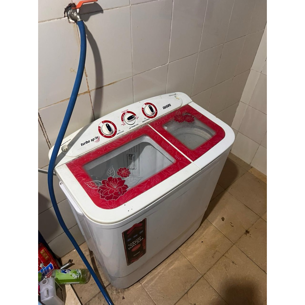 Mesin cuci Akari second