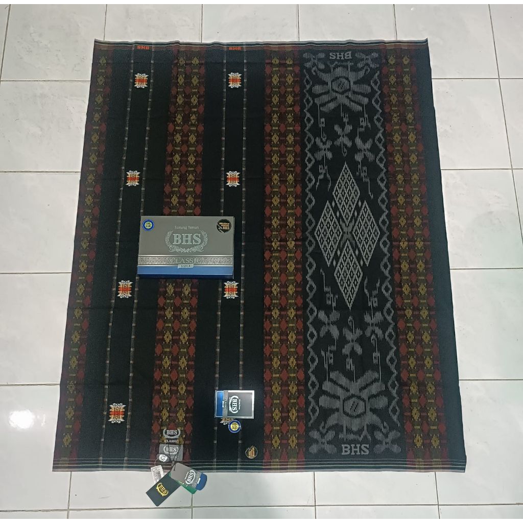 Sarung Bhs Classic Hitam Tumpal kembang Original Terlaris  Berkwalitas Bukan BHS afkir