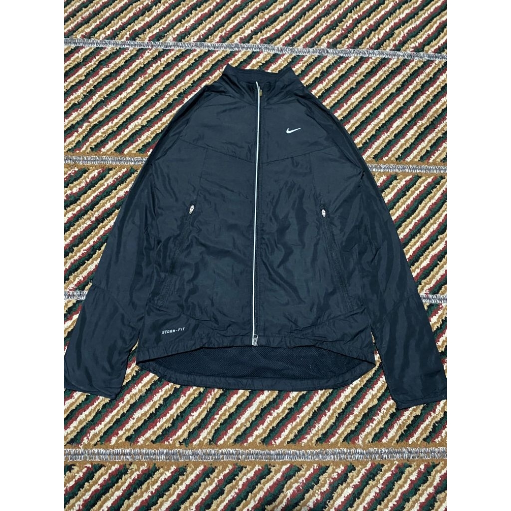 Jacket *Nike* Storm-fit Size S | Jacket Centang Black