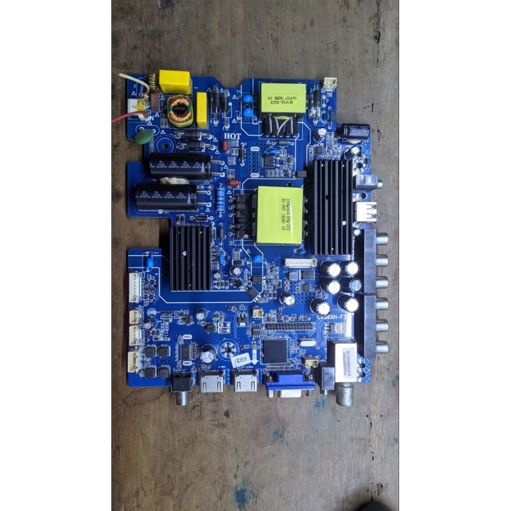 mesin tv polytron PLD 32B1550 nyala minus