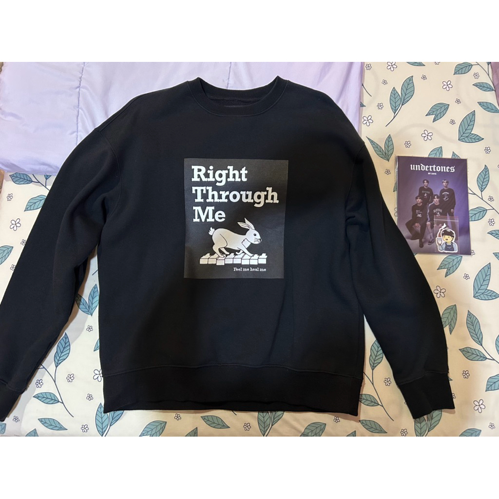 Preloved Undertones DAY6 Sweater