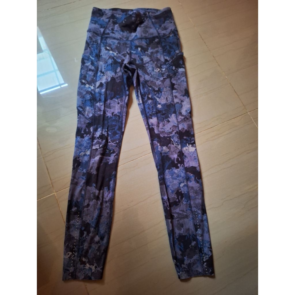 LULULEMON Legging wanita nomer 4