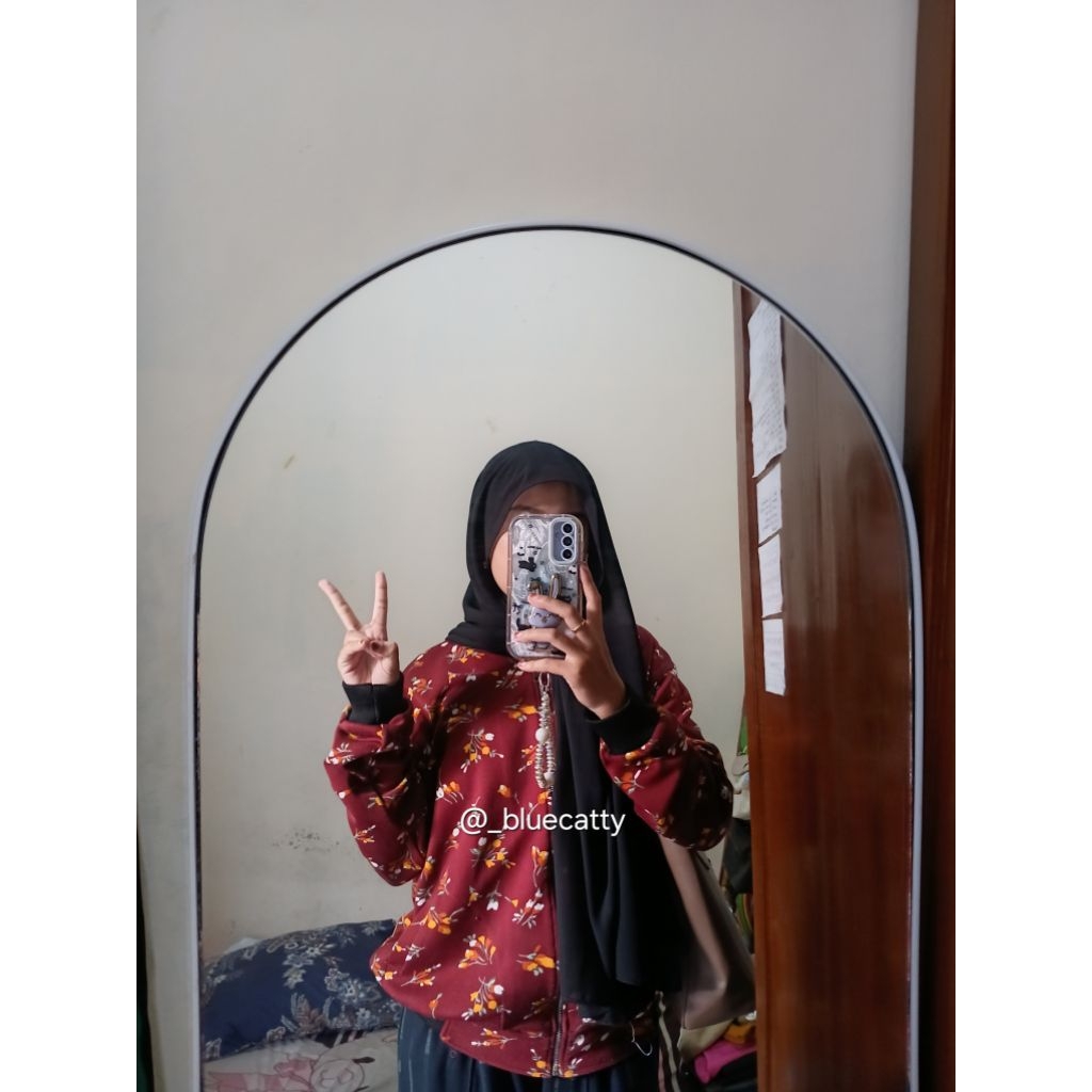 Jaket bomber motif bunga