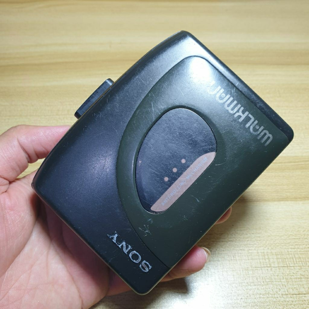 Walkman Sony WM - EX21 Cassette Player
