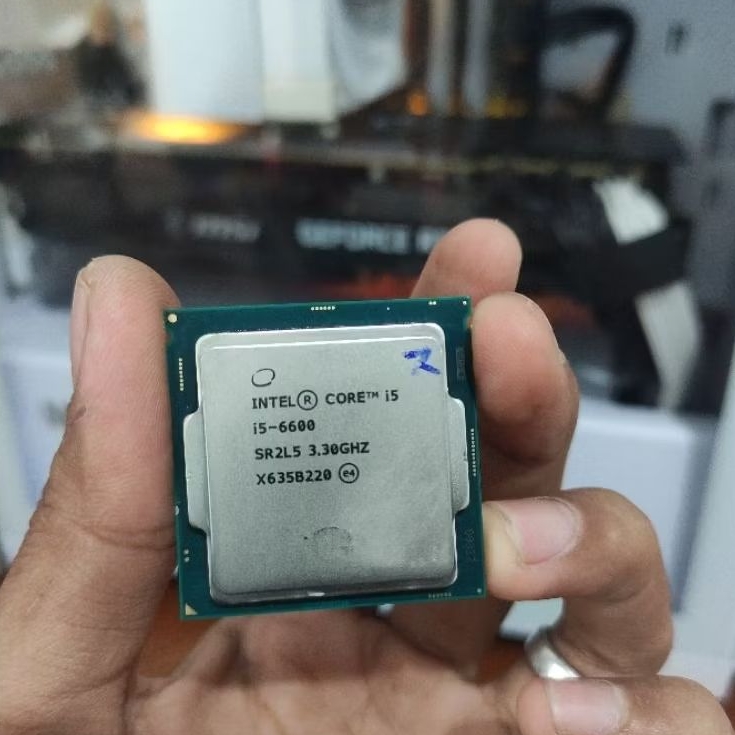 PROSESOR CORE I5 6600 PERFORMA DIATAS I5 7400