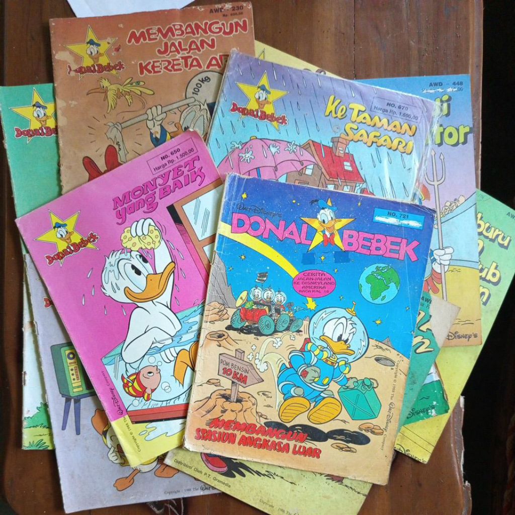 Majalah Komik AWD Donal Bebek Bahasa Indonesia Jadul Lawas