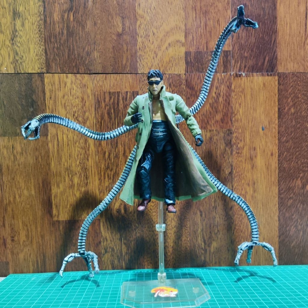 action figure doc octopus toybiz Spiderman 2