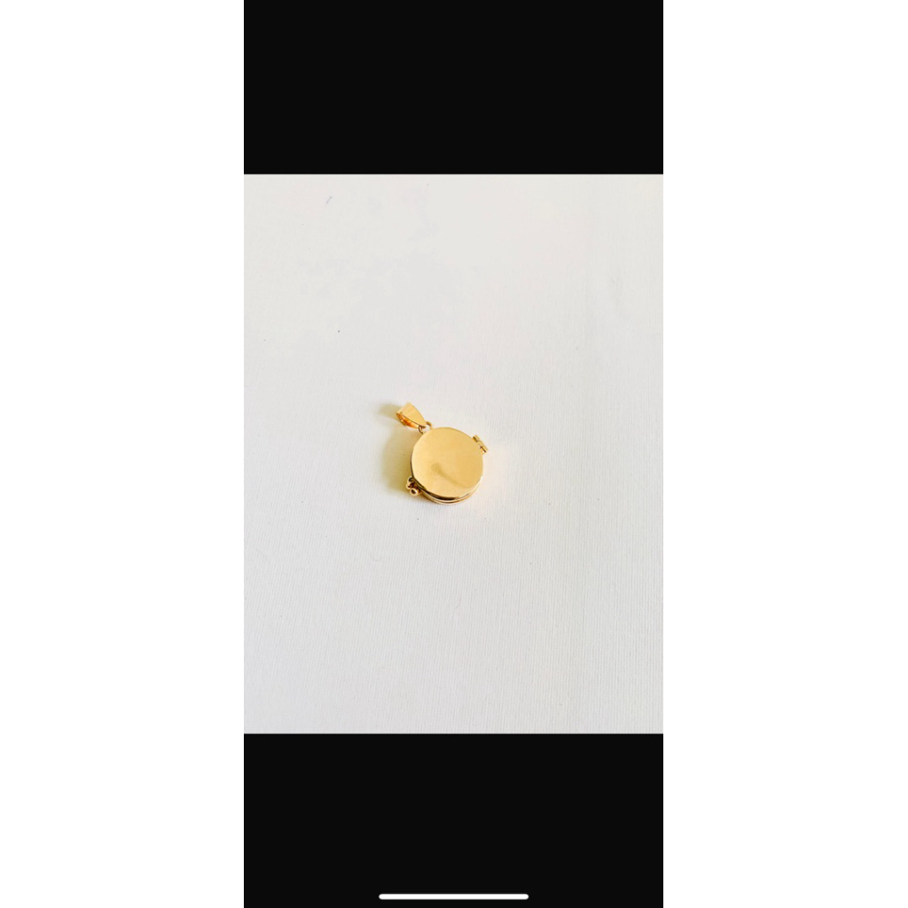 locket pendant
