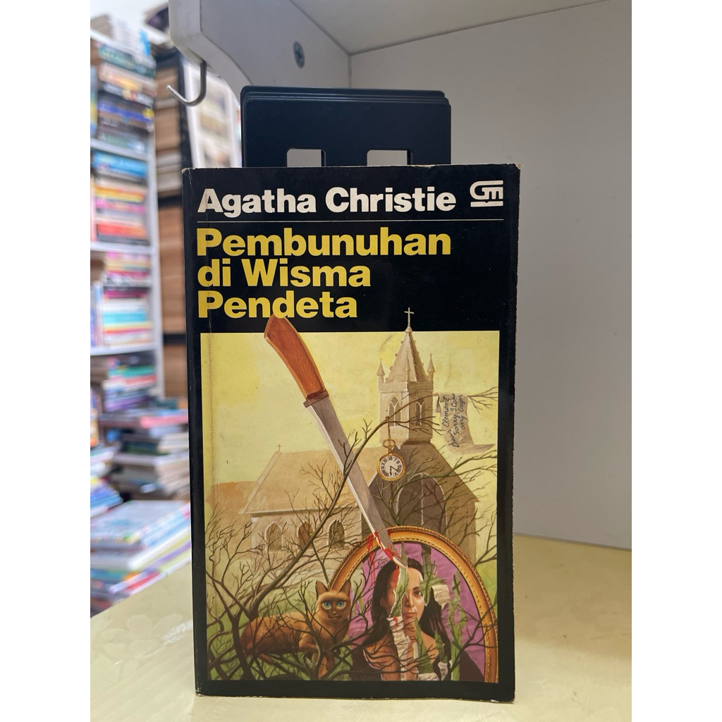 NOVEL AGATHA CHRISTIE PEMBUNUHAN DI WISMA PENDETA