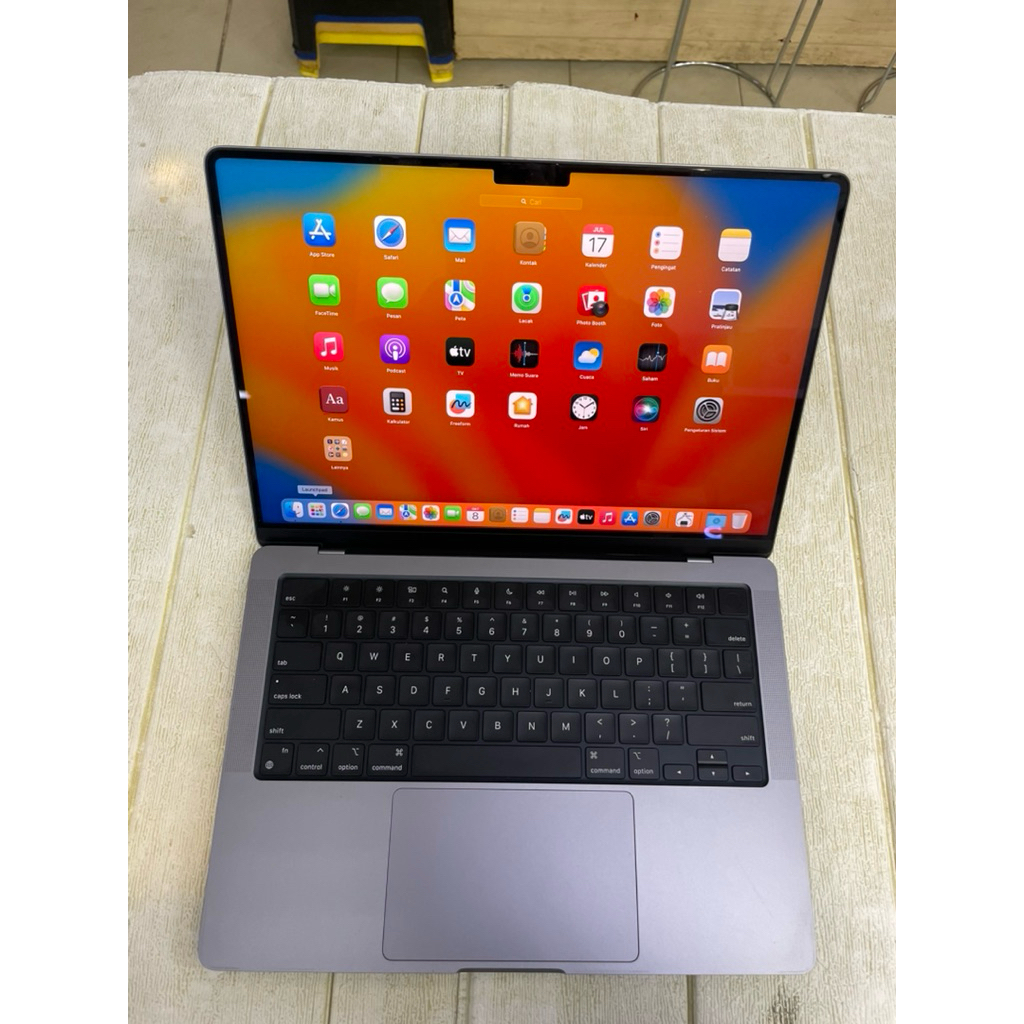 (ibox) Macbook pro m1 pro 2021 14" 16gb/512gb bekas second original