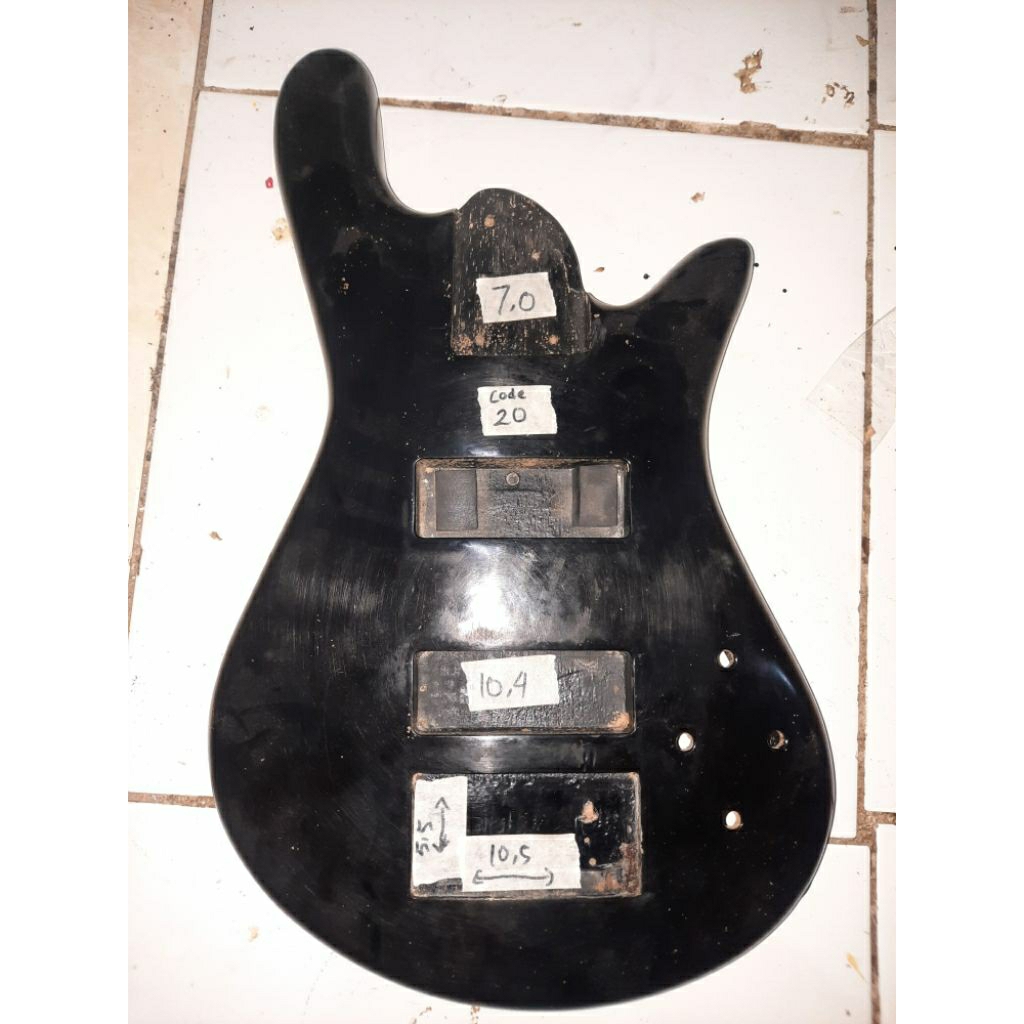 Bodi bass spector 5 string