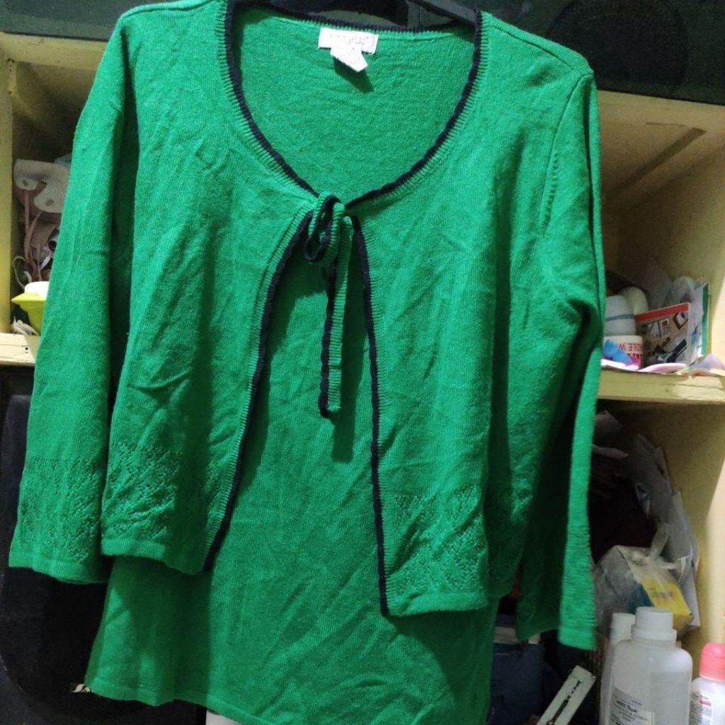 Preloved Atasan Hijau