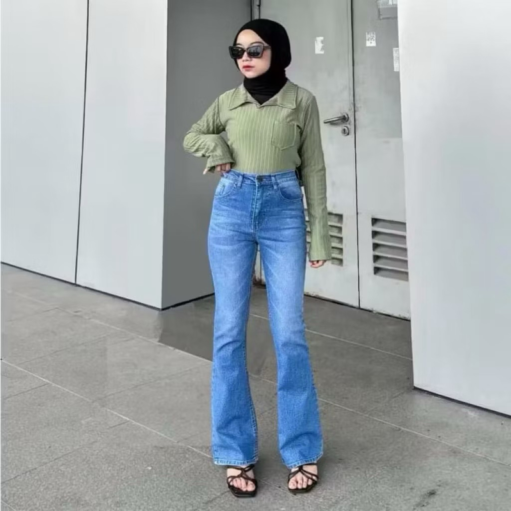 Celana Cutbray Jeans,Highwaist Cutbray Jeans Premium,Cutbray Jeans Highwaist Snow Biru Spray
