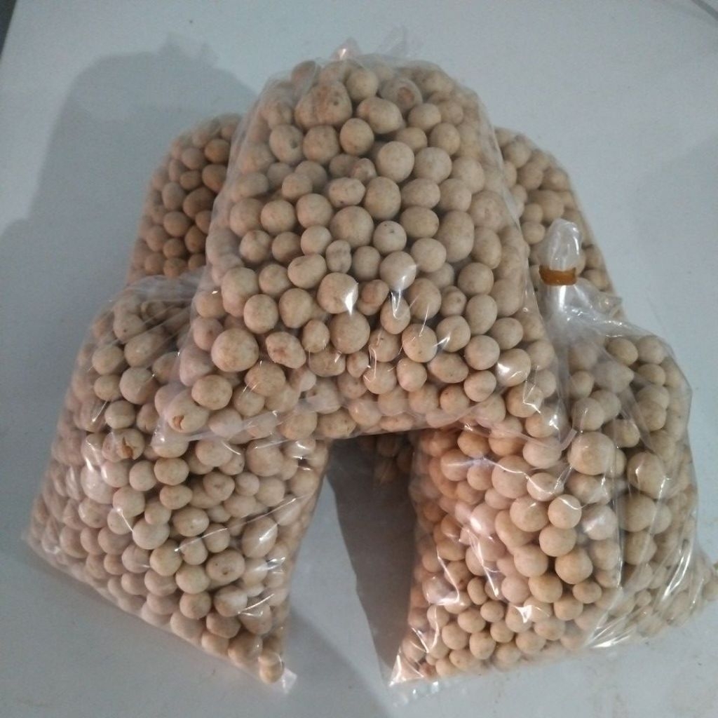 Kacang telur (500 gram) khas makassar