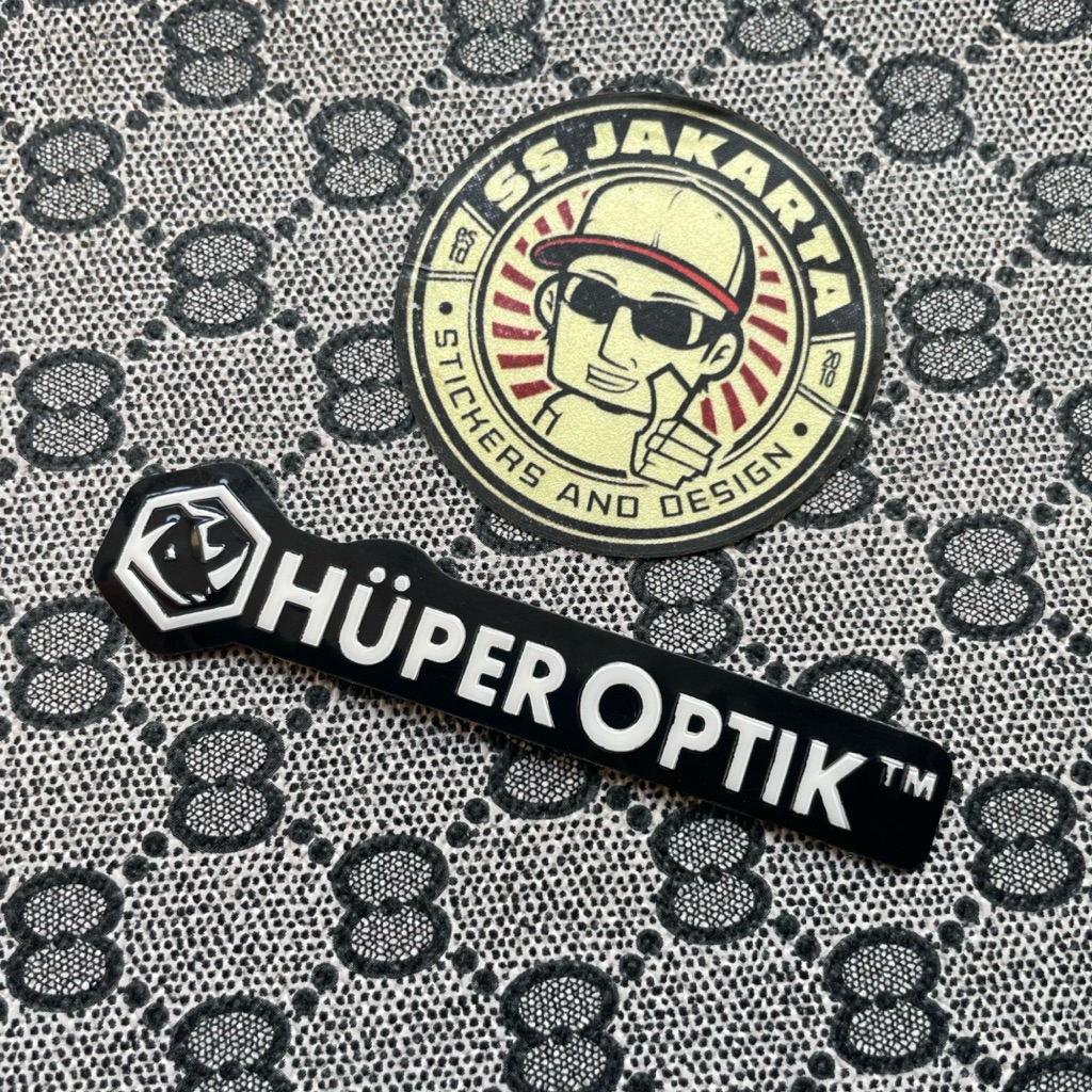 Emblem Emboss HUPER OPTIK